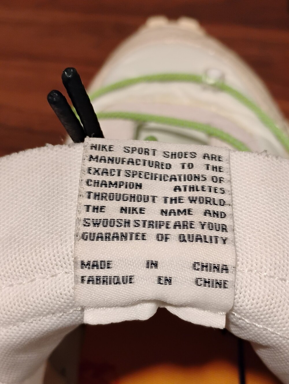 Nike Off-White Waffle Racer - Picture 5 of 9